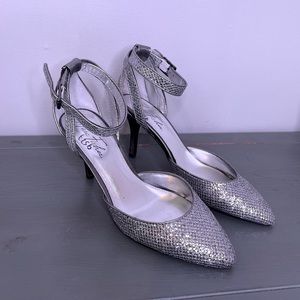 Marc Fisher Metallic Glitter heels silver heels